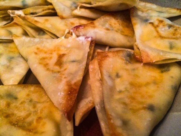 A photo of baked wontons.