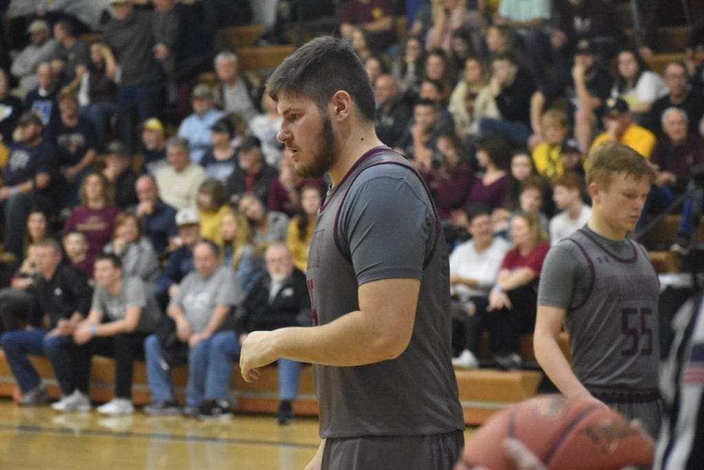 Colten Luther gets two points and the foul.