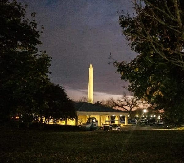 A scenic photo of the Washington Monument.