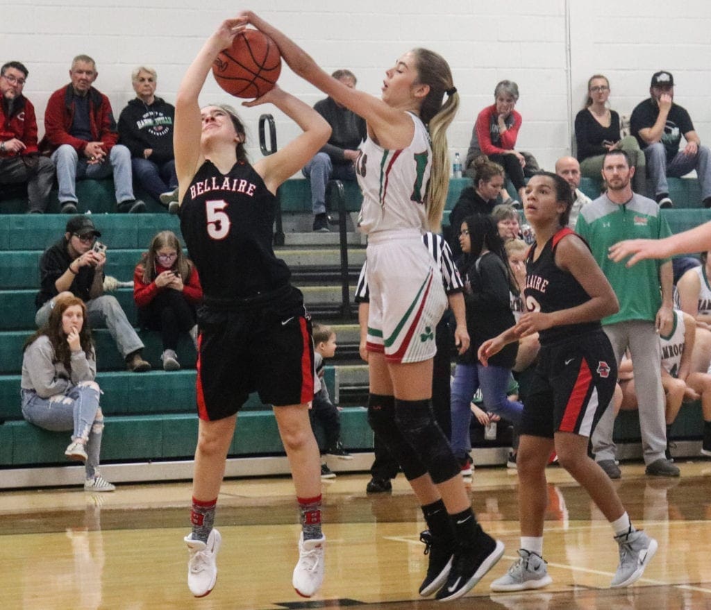 A photo of a girls basketball game.