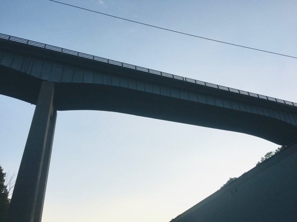 A photo of an interstate overpass.