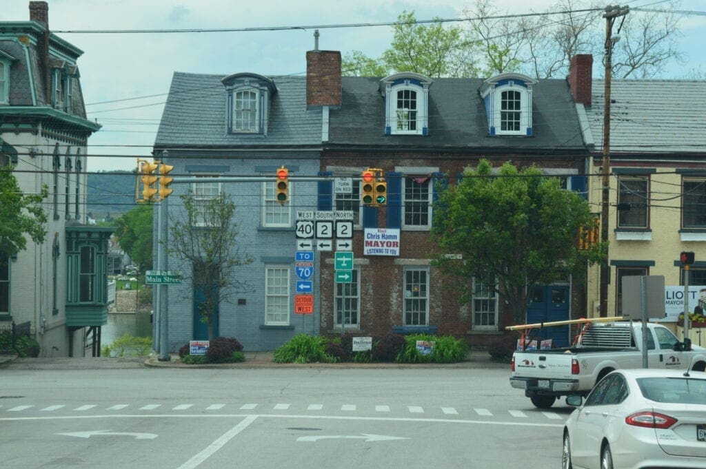 An intersection that splits north and south.