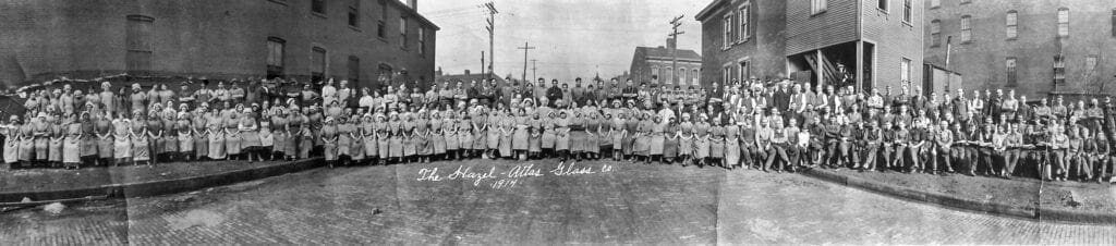 A panoramic photo of employees.