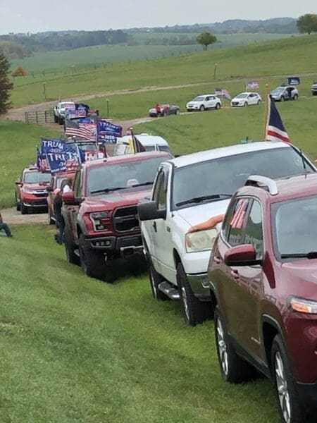 A parade supporting the president.