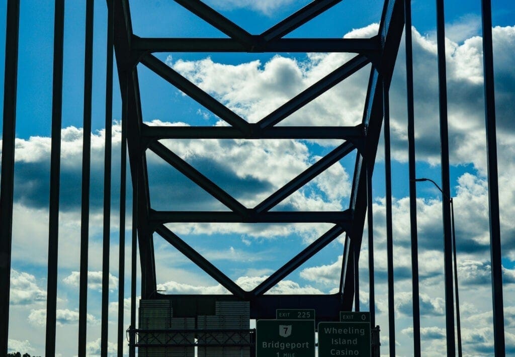 A photo of the superstructure of a river bridge.