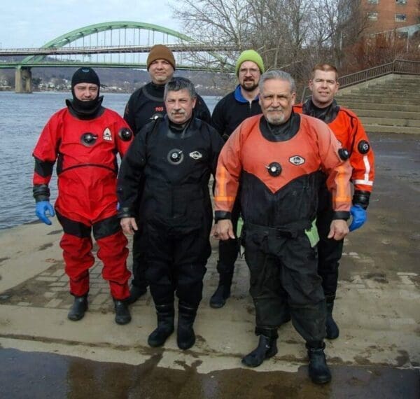 A dive team.