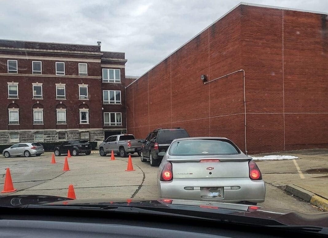 A line of cars for Covid testing.