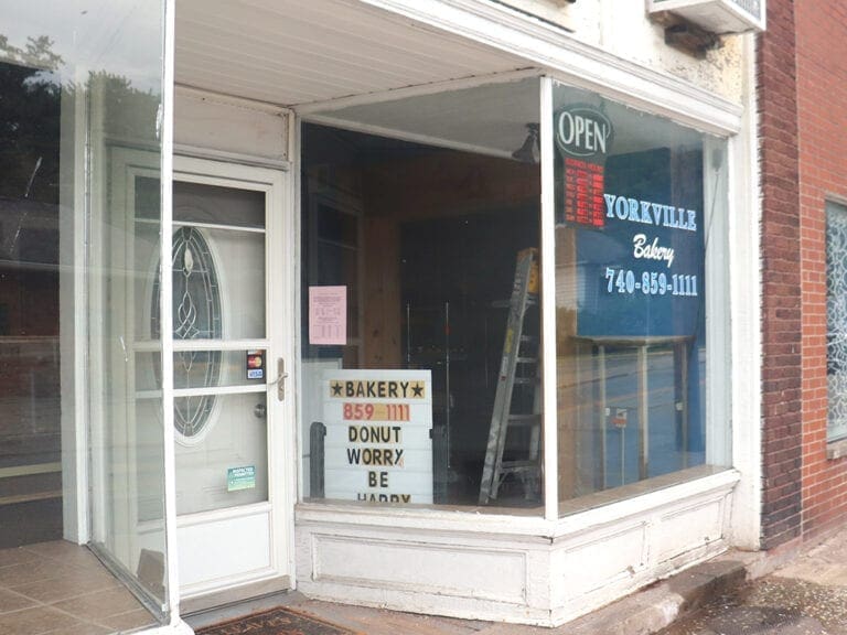 The storefront of Yorkville Baker