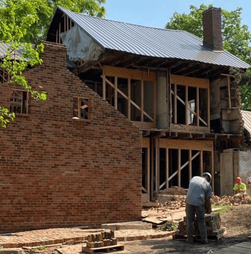 A photo of an old home.