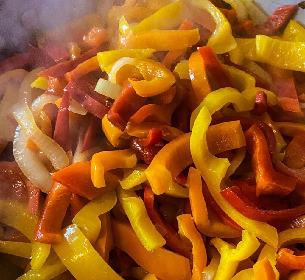 A bunch of pepper slices.