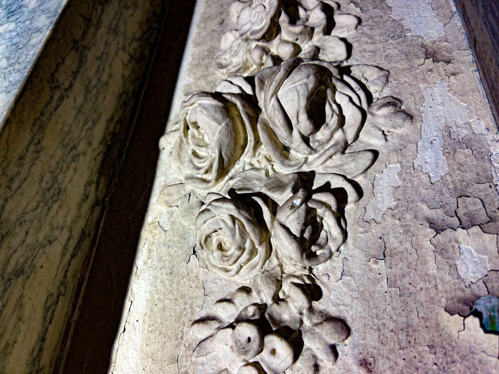 Molded roses.