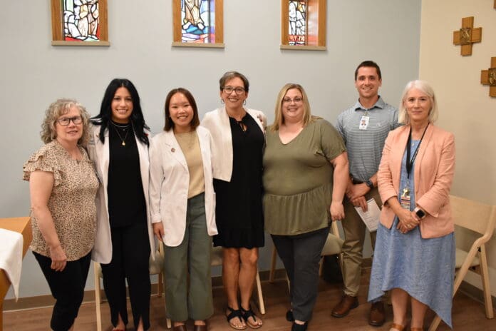 THS PR MLS 2024 Graduation (71624) A group of people.