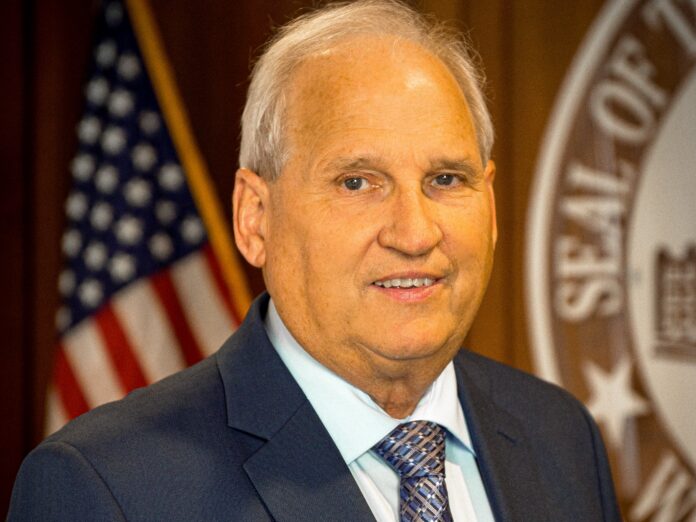 A man who's a mayor.